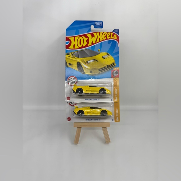 Mattel Other - Hot Wheels ‘94 Bugatti EB110 SS Mainline Ships Same Day